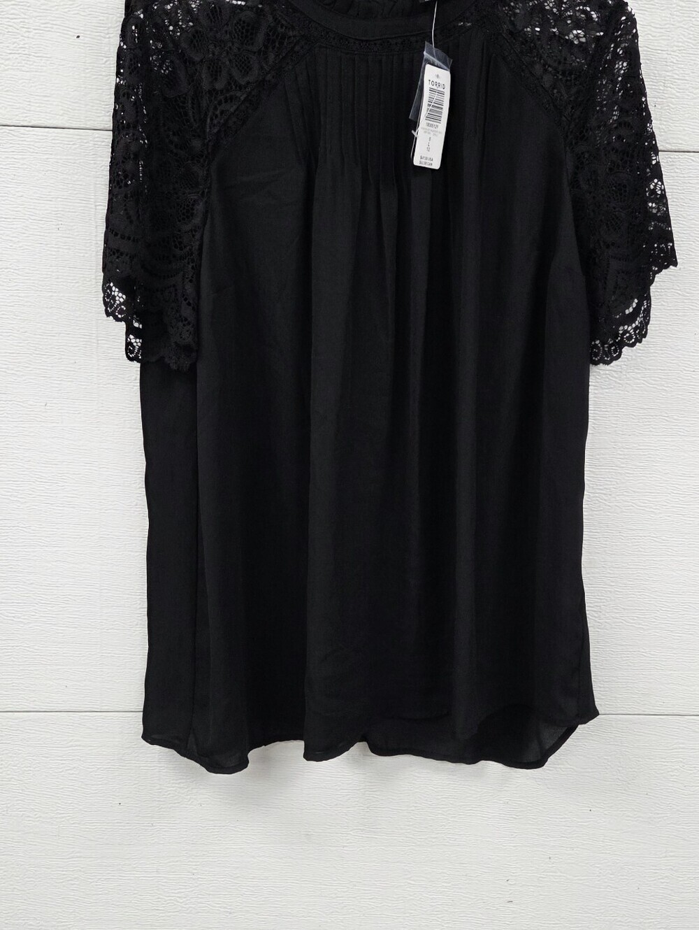 Torrid 0 Black Lace Shoulder Short Sleeve Women's Blouse Nwt - Picture 4 of 8